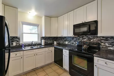 1903 S Robberson Ave, Springfield, MO 65807 photo 9