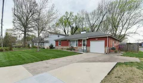 1903 S Robberson Ave, Springfield, MO 65807 photo 30