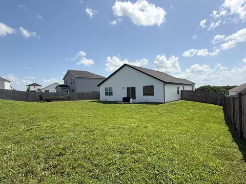 404 N Pine Leaf Rd, Nixa, MO 65714 photo 2
