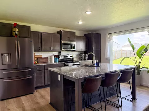 404 N Pine Leaf Rd, Nixa, MO 65714 photo 5