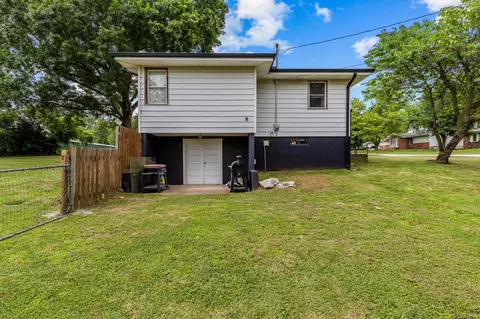 419 Harrison St, Nixa, MO 65714 photo 4