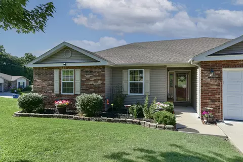 Exterior - 440 Spring Meadow Pkwy, Branson, MO 65616 photo 10 of 17