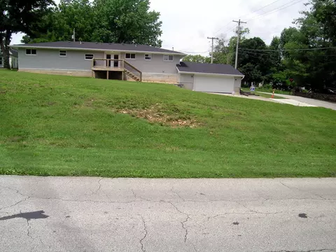 000 N Marshall St, Marshfield, MO 65706 photo 2