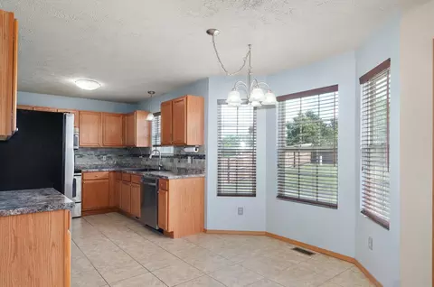 4804 W Skyler Dr, Springfield, MO 65802 photo 11