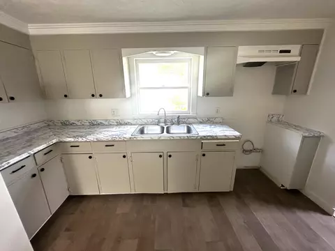 2609 W Lombard St, Springfield, MO 65802 photo 4