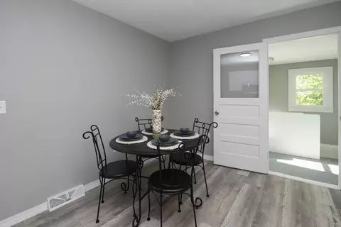 106 S 3rd Ave, Ozark, MO 65721 photo 9