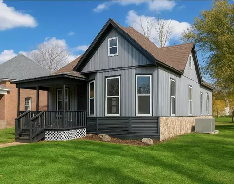 711 Frisco St, Monett, MO 65708