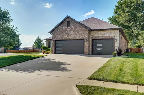 2315 W Darby St, Springfield, MO 65810 photo 2