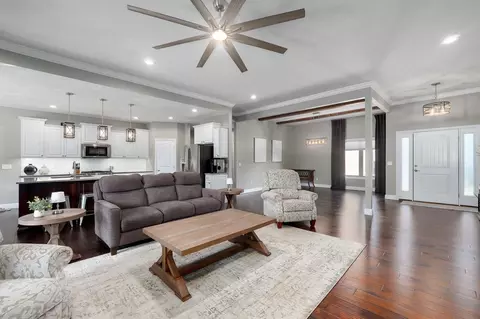 2315 W Darby St, Springfield, MO 65810 photo 12