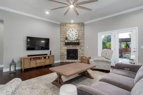 2315 W Darby St, Springfield, MO 65810 photo 10