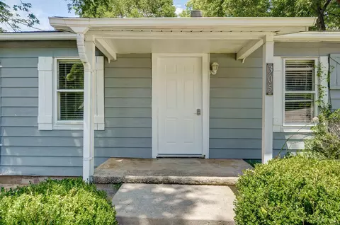 305 E Oak St, Ozark, MO 65721 photo 4