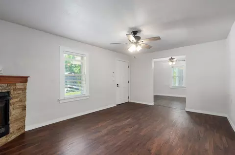 305 E Oak St, Ozark, MO 65721 photo 11
