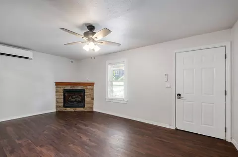 305 E Oak St, Ozark, MO 65721 photo 5