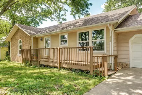 905 April Dr, Ozark, MO 65721 photo 4
