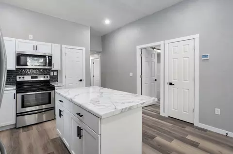 2026 N Taylor Ave, Springfield, MO 65803 photo 7