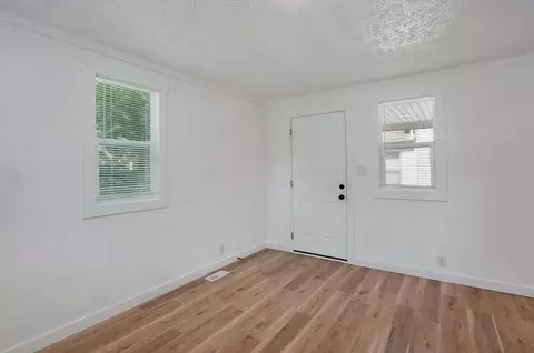 1051 W Hamilton St, Springfield, MO 65802 photo 21