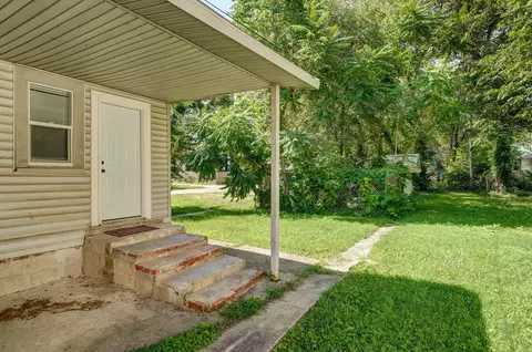 1051 W Hamilton St, Springfield, MO 65802 photo 5