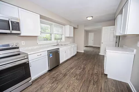 203 W Whiteside St, Springfield, MO 65807 photo 3