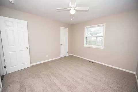 203 W Whiteside St, Springfield, MO 65807 photo 17