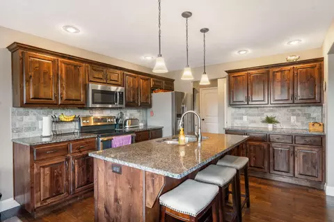 1670 N Feather Crest Dr, Nixa, MO 65714 photo 11