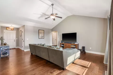 1670 N Feather Crest Dr, Nixa, MO 65714 photo 9