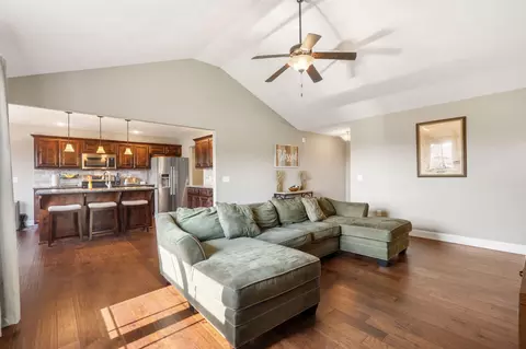 1670 N Feather Crest Dr, Nixa, MO 65714 photo 10