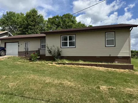 806 Lathrop Ave, Ava, MO 65608
