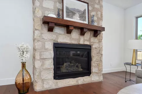 2111 E Will St, Republic, MO 65738 photo 8