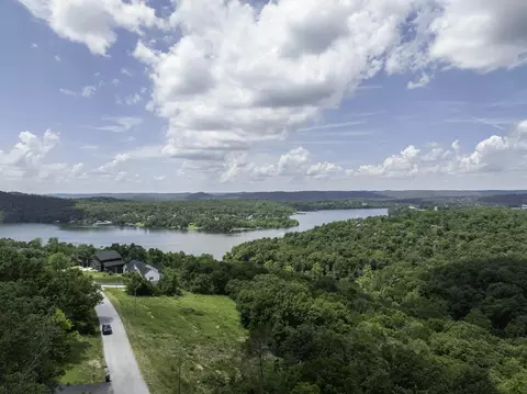 55 Seagull Ln, Cape Fair, MO 65624