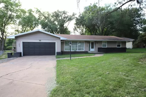 1653 S Ferguson Ave, Springfield, MO 65807