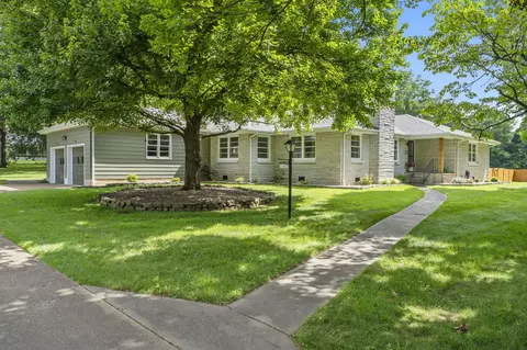 1471 E Bennett St, Springfield, MO 65804 photo 2