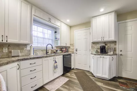 1650 S Fort Ave, Springfield, MO 65807 photo 5