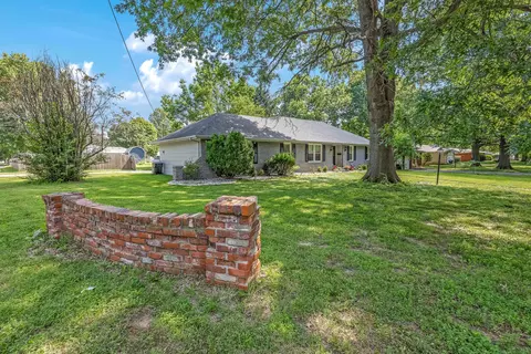 2109 E Ridgewood East Dr, Springfield, MO 65804 photo 4