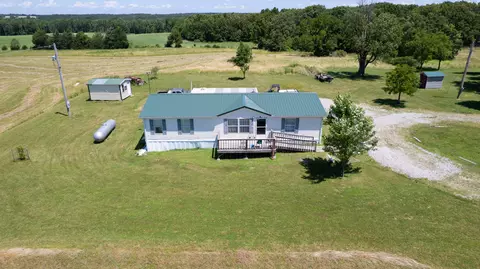 29 Owl Trl, Conway, MO 65632