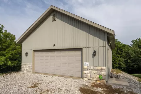 235 Peaceful Pt, Ozark, MO 65721 photo 4
