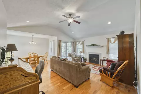 235 Peaceful Pt, Ozark, MO 65721 photo 8
