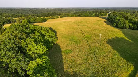 000 Hidden Valley Rd, Clever, MO 65631 photo 13