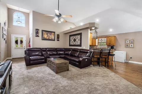 608 W Dover St, Nixa, MO 65714 photo 6