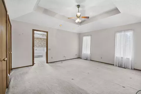 4059 E Linwood St, Springfield, MO 65809 photo 17