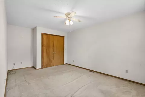 4059 E Linwood St, Springfield, MO 65809 photo 27