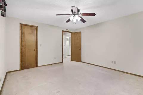 4059 E Linwood St, Springfield, MO 65809 photo 38