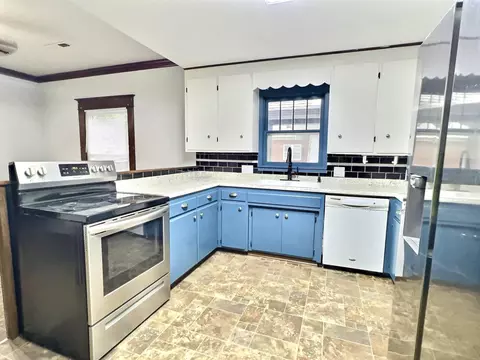 1006 9th St, Monett, MO 65708 photo 8