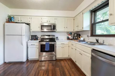 220 S Dennis Ave, Republic, MO 65738 photo 7