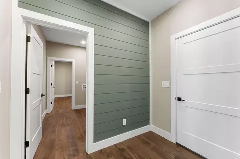 Entry Way - 256 Pebble Beach Dr, Branson, MO 65616 photo 2 of 3