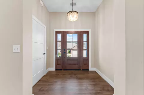 Entry Way - 256 Pebble Beach Dr, Branson, MO 65616 photo 1 of 3