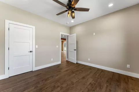 Bedroom - 256 Pebble Beach Dr, Branson, MO 65616 photo 4 of 6