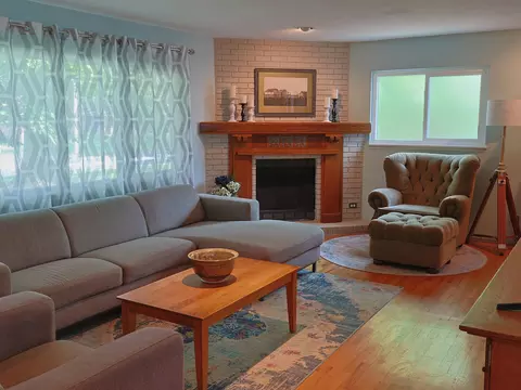 848 S Kickapoo Ave, Springfield, MO 65804 photo 5