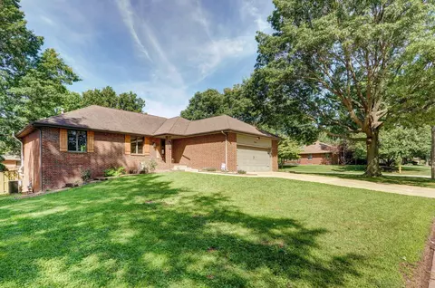 4001 S Belvedere Ct, Springfield, MO 65807 photo 1