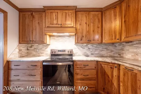 208 E New Melville Rd, Willard, MO 65781 photo 12