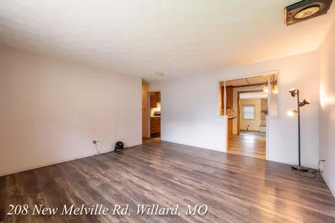 208 E New Melville Rd, Willard, MO 65781 photo 8